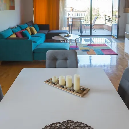 Duplex ǀ 200m² ǀ 4 Bedrooms Скоп'є