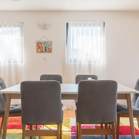 Duplex ǀ 200m² ǀ 4 Bedrooms Апартаменти